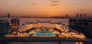 Taj 2-exterior